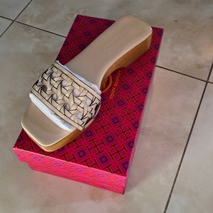 New in box Tory Burch shoes